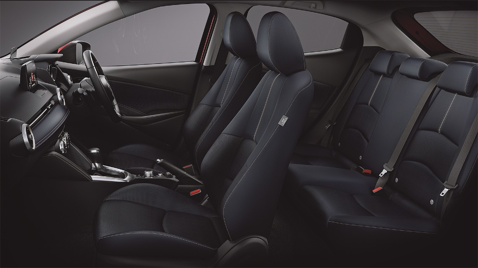 Mazda2 habitaculo