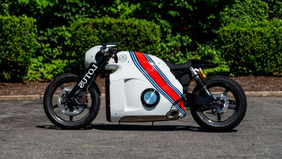 Lotus 3