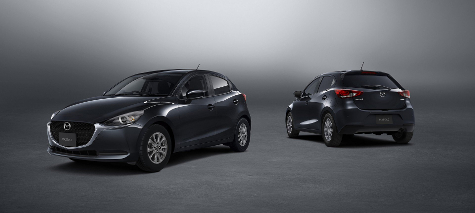 Mazda2 color negro