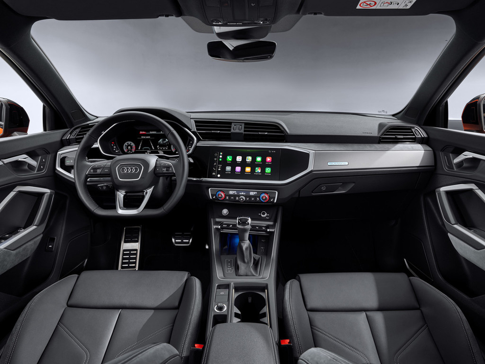 Q3 Sportback 3
