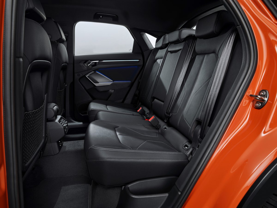 Q3 Sportback 4