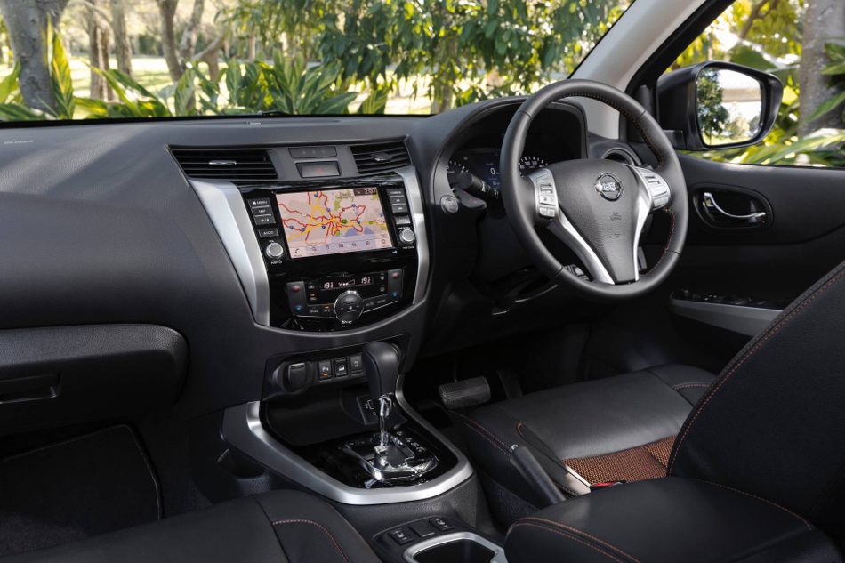 Navara N-Trek salpicadero