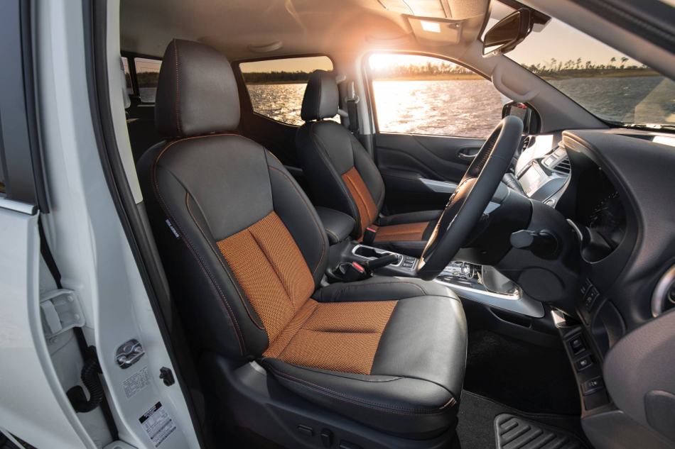 Navara N-Trek interior