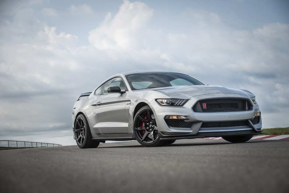 Mustang-1