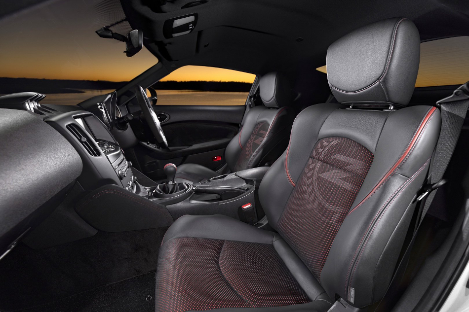 370Z interior