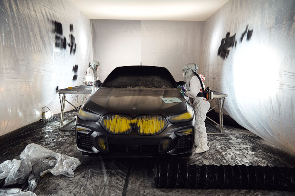 X6 Vantablack en taller
