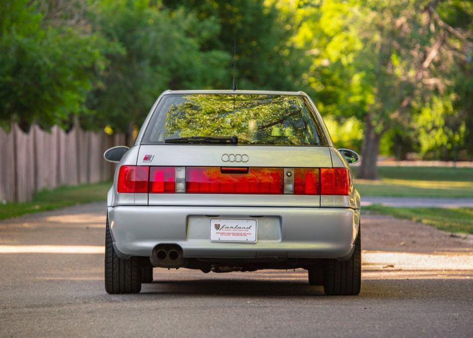 Audi-2}3