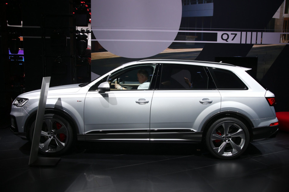 Audi Q7 facelifted