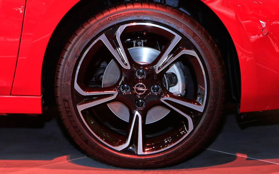 Corsa-1