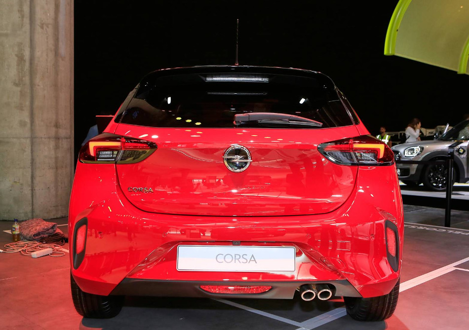 Corsa-3
