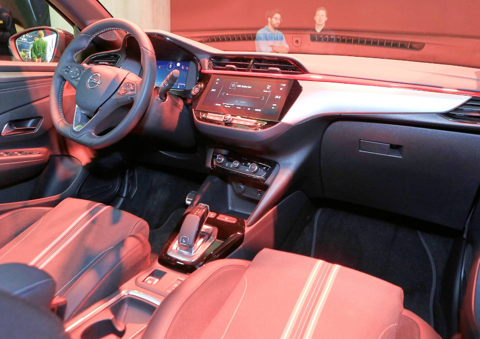 Corsa-4