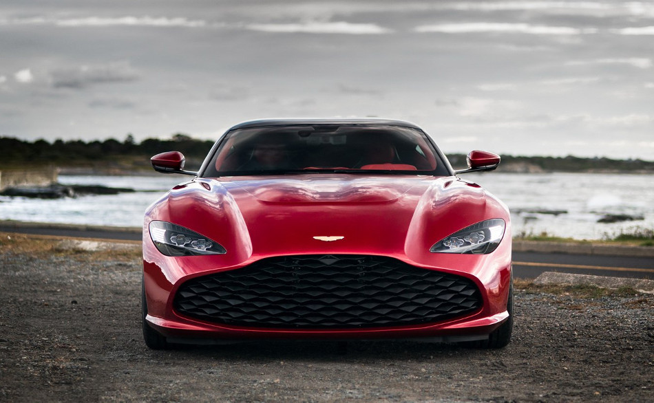 AstonMartin-1