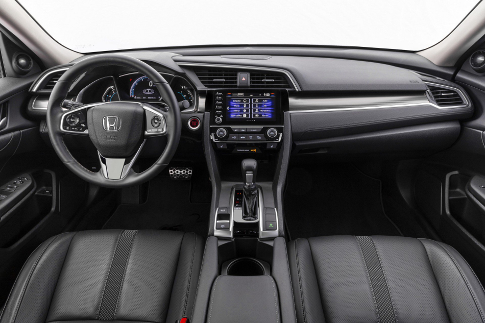 Civic sedán interior