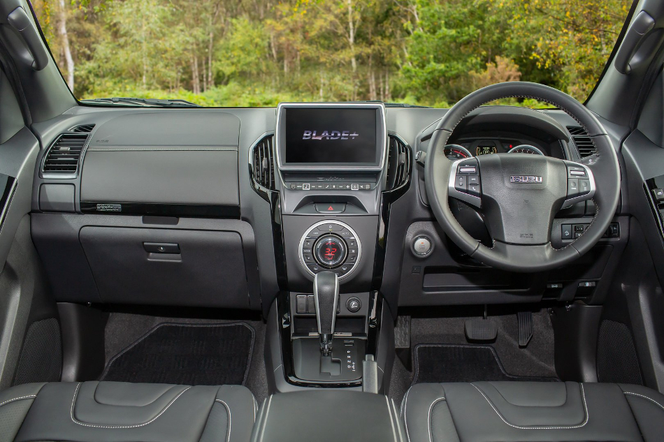D-Max salpicadero
