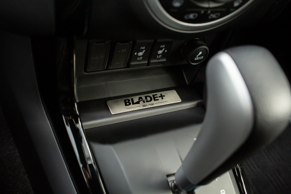 D-Max placa numerada