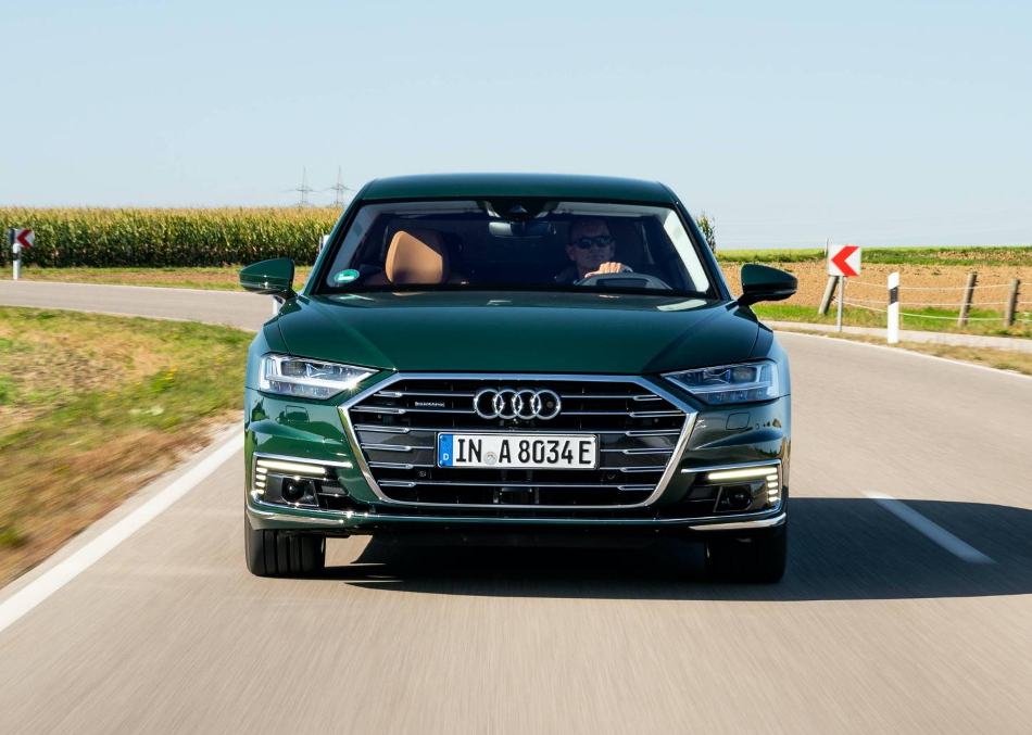 Audi A8 L frontal