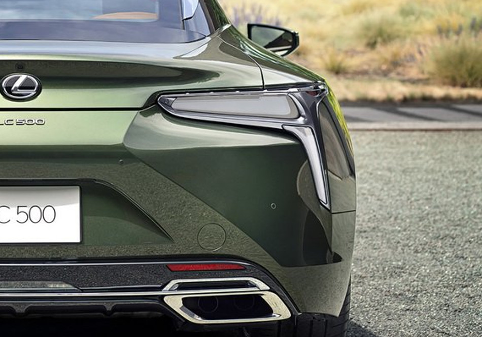 Lexus-2