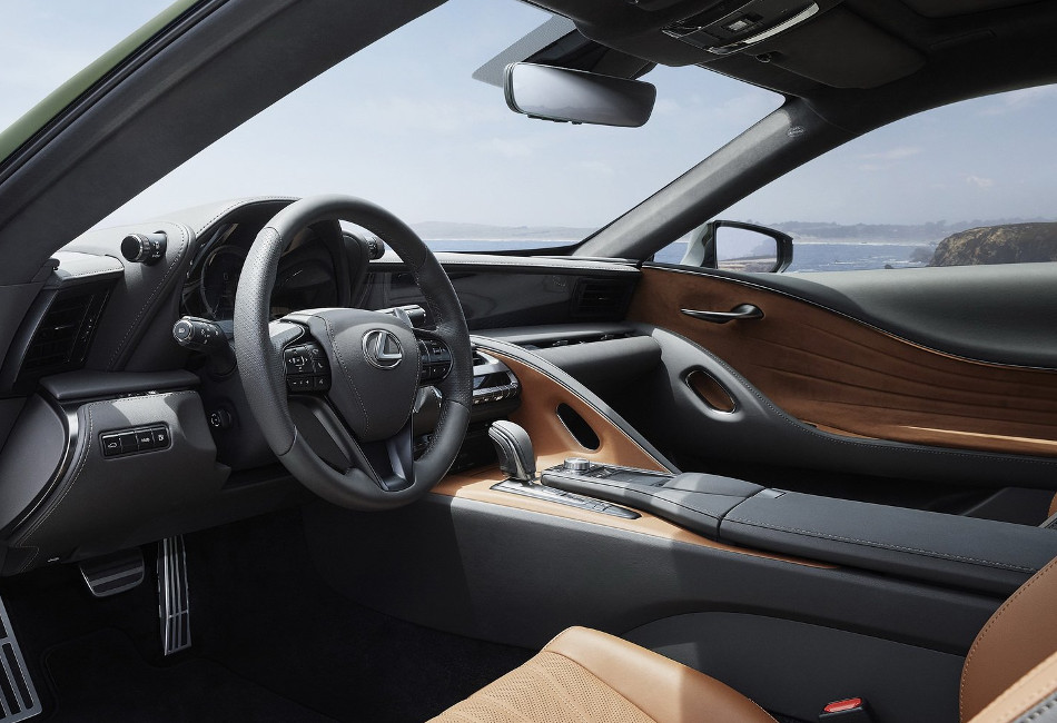 Lexus-4