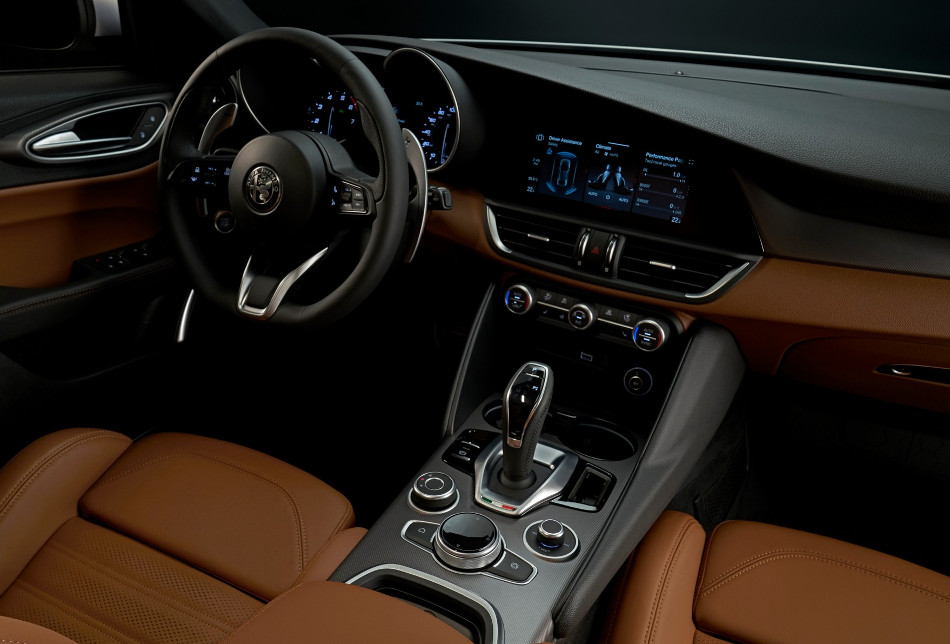AlfaRomeo-4