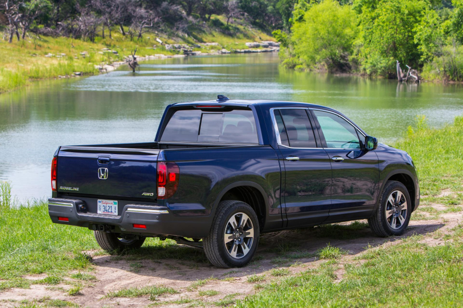 Honda Ridgeline posterior