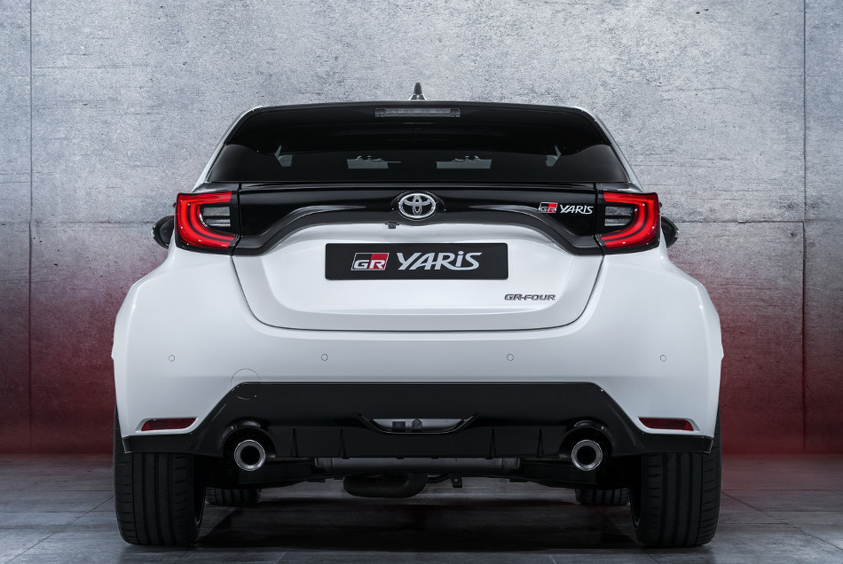 Yaris-3