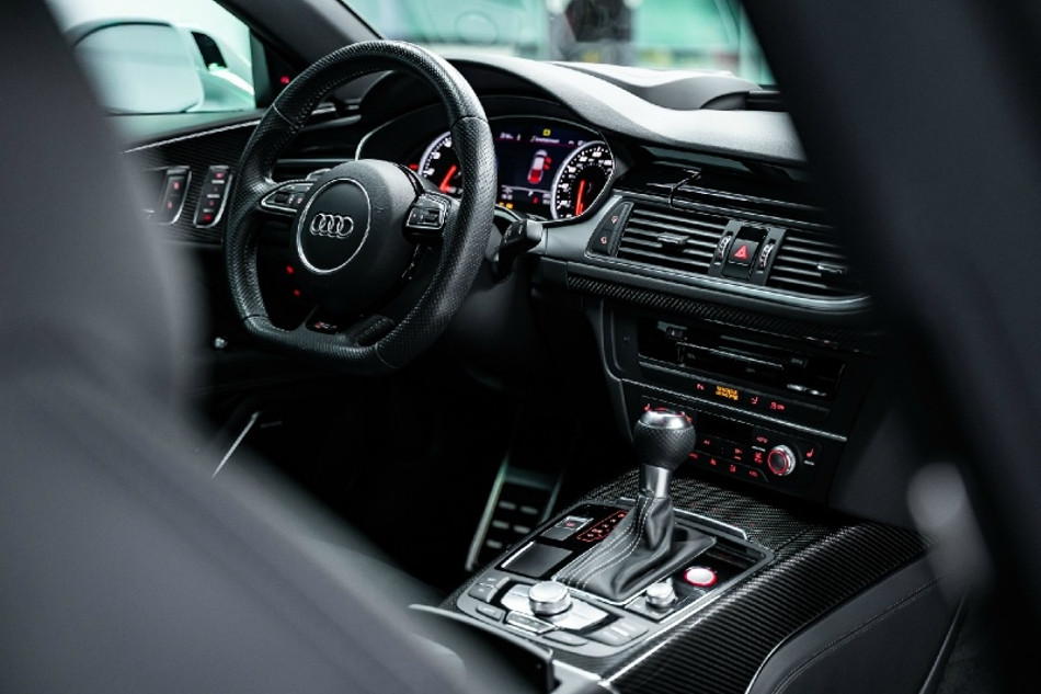 Audi-3
