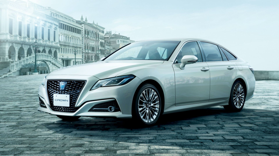 El Toyota Crown Executive en tres nuevas ediciones