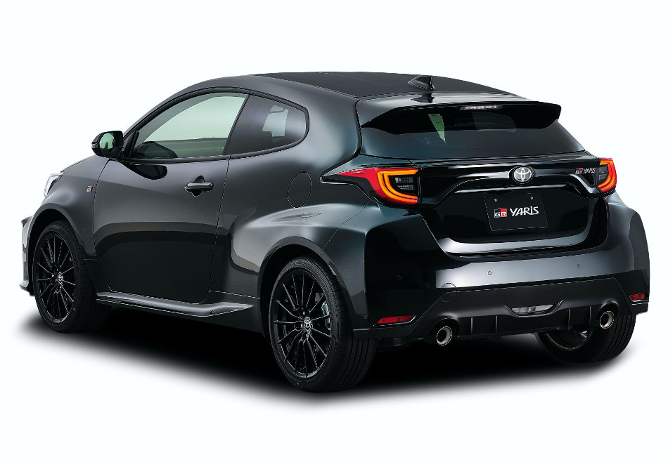 Yaris-3