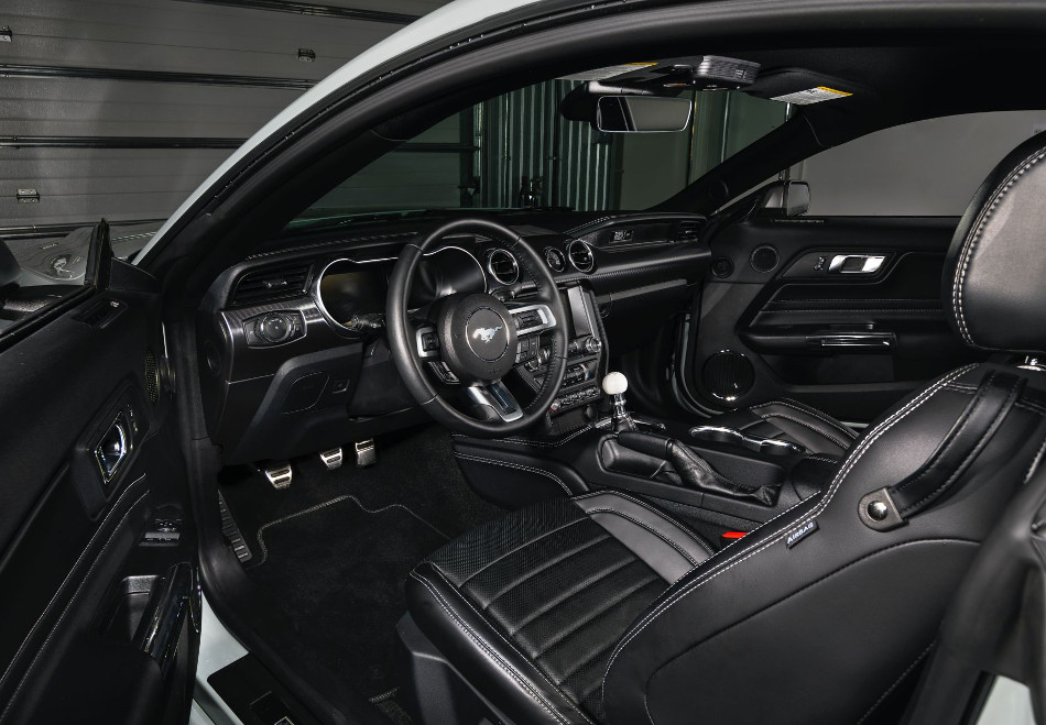 Mustang-4