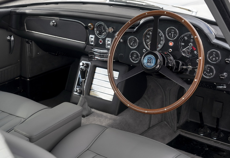 Aston-4