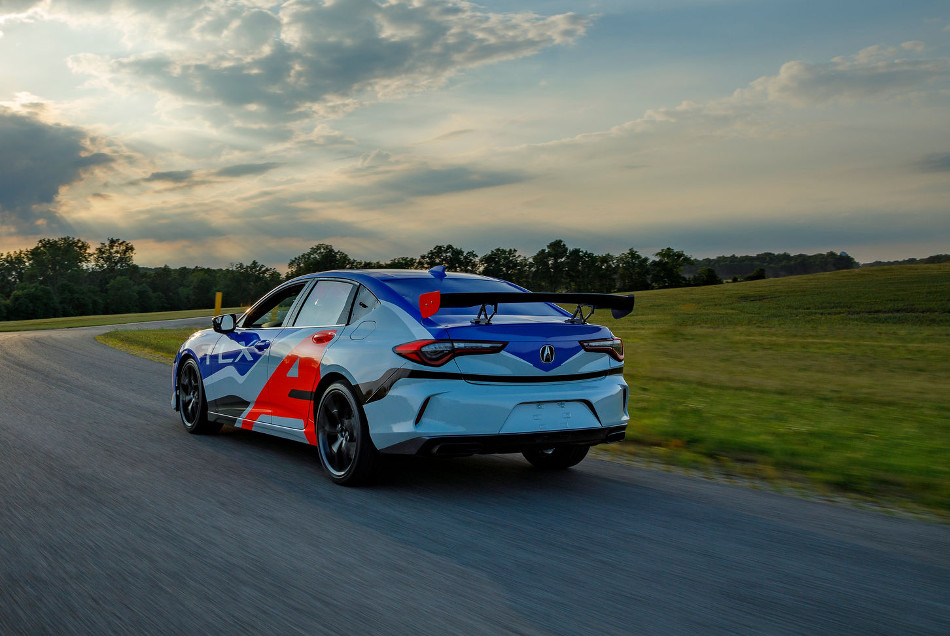 Acura-2