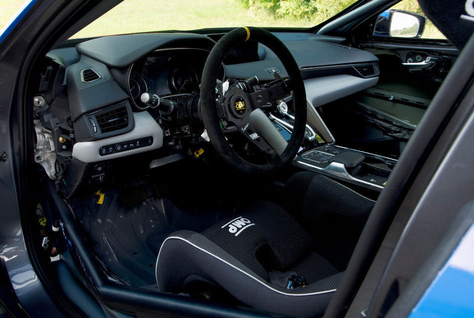 Acura-3