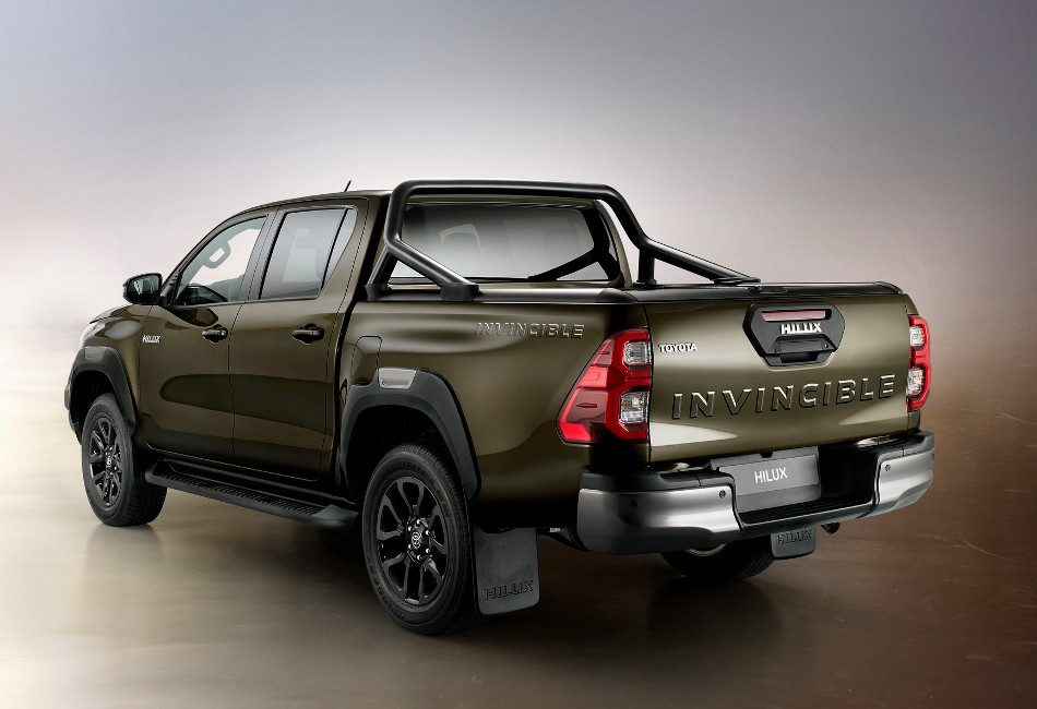 Hilux-2