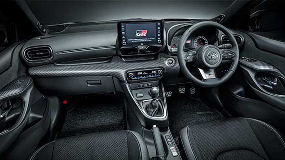 Yaris-2