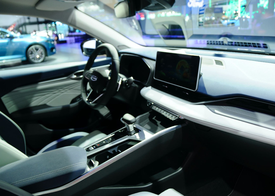 Geely-4