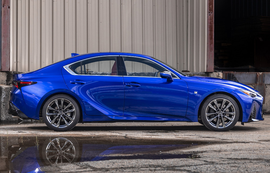 Lexus-3