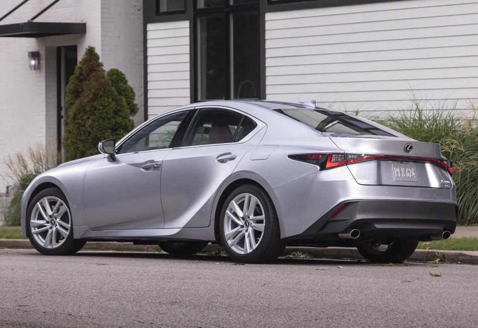 Lexus-5