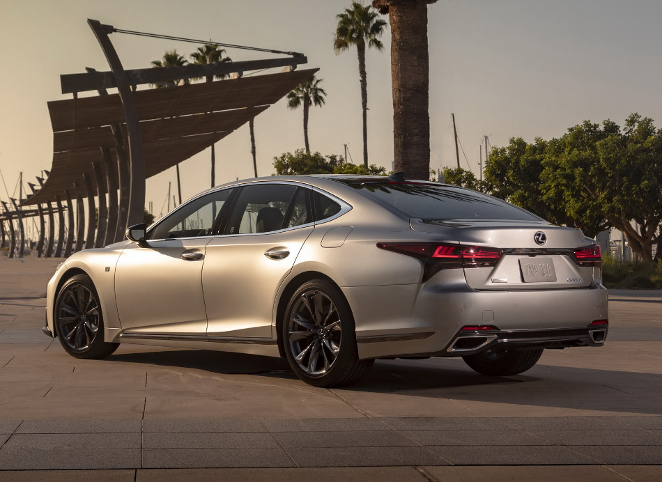 Lexus-3