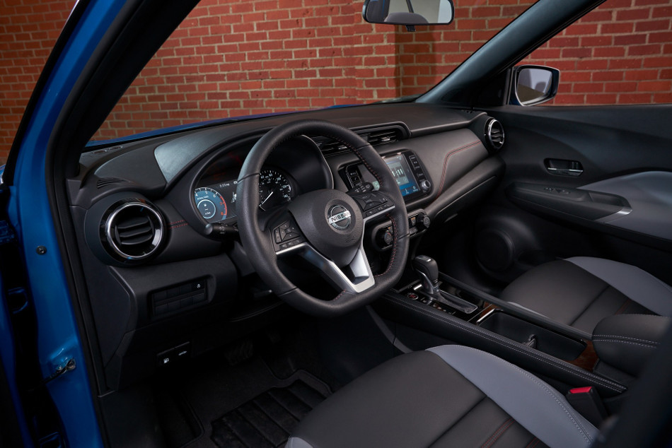 Nissan-3