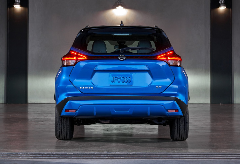 Nissan-4