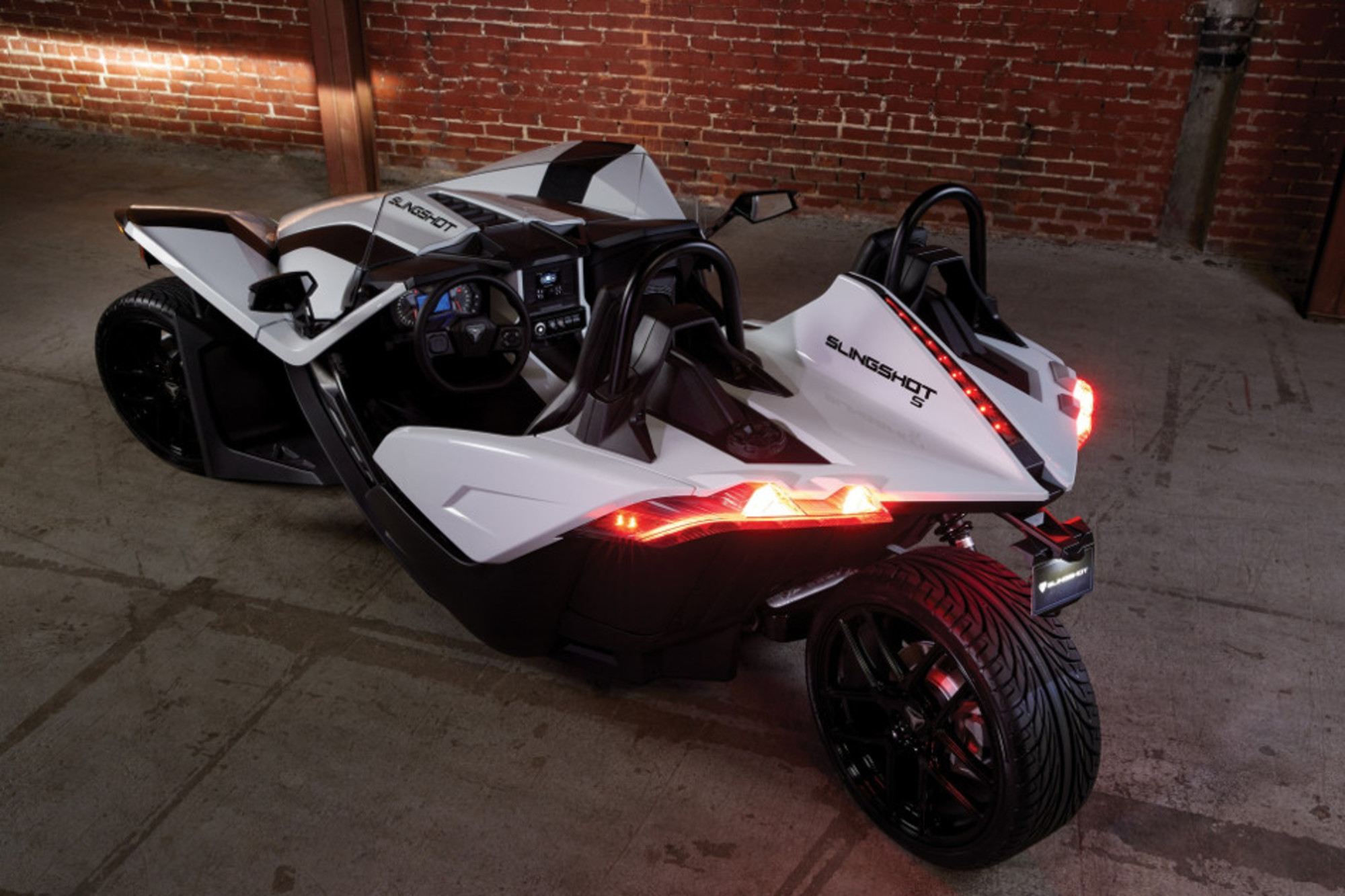 Polaris presentó el nuevo Slingshot 2021 Motor y Racing