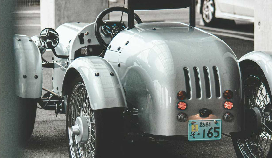 EV-4