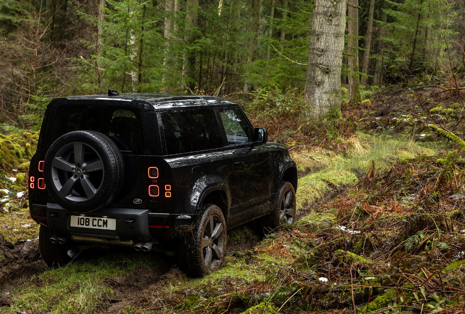 Defender-4