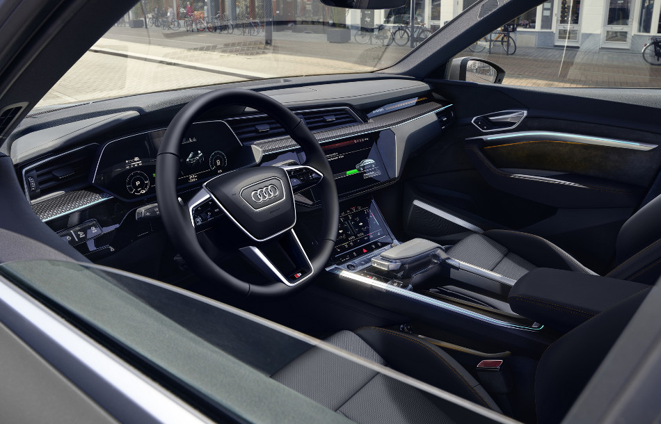 Audi-3