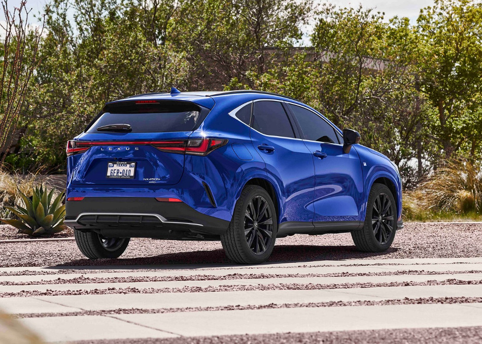 Lexus-4