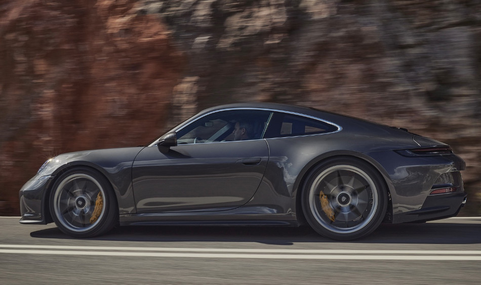 Porsche 911 GT3 Touring 2022