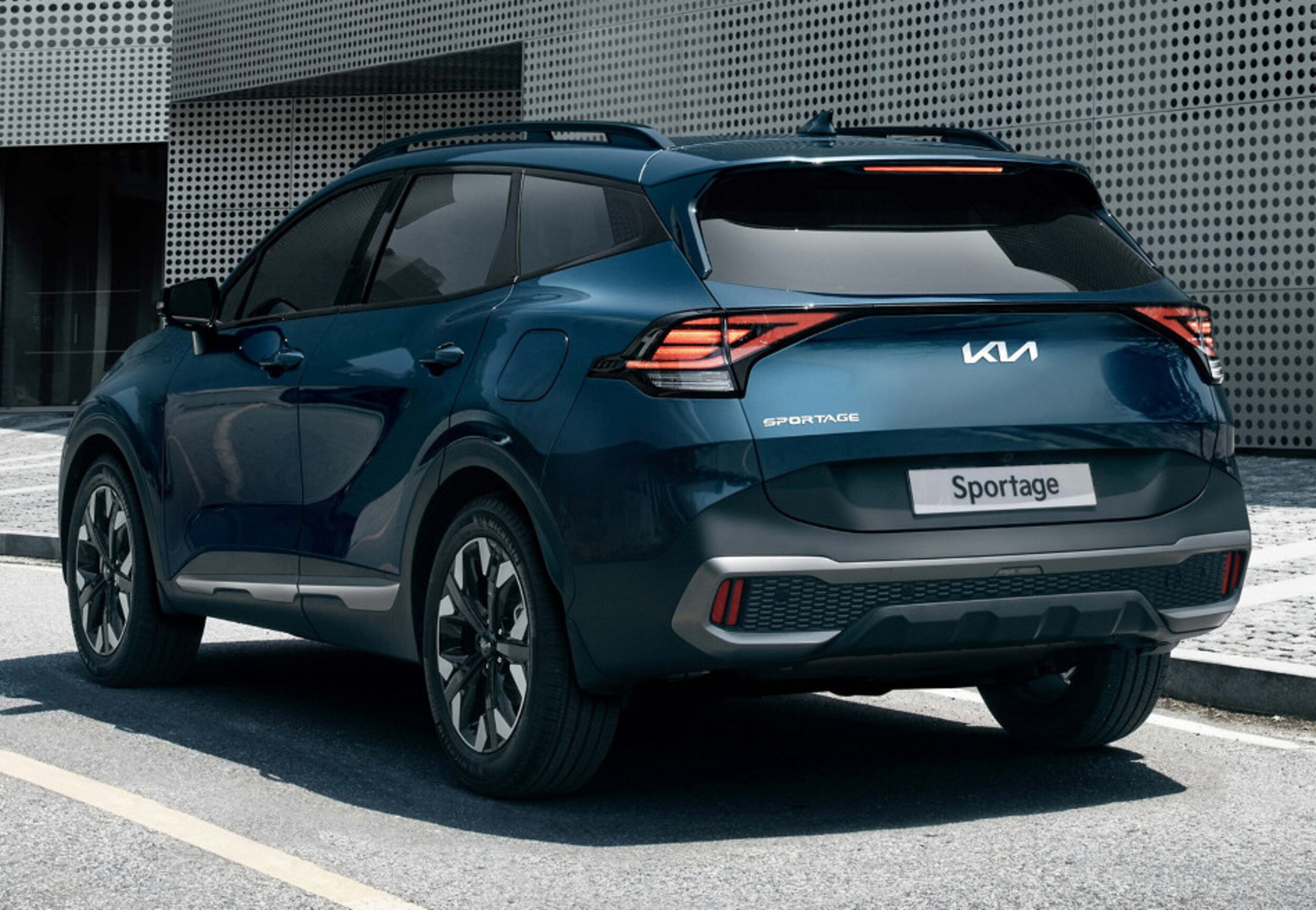 Kia Sportage 2023 Motor y Racing