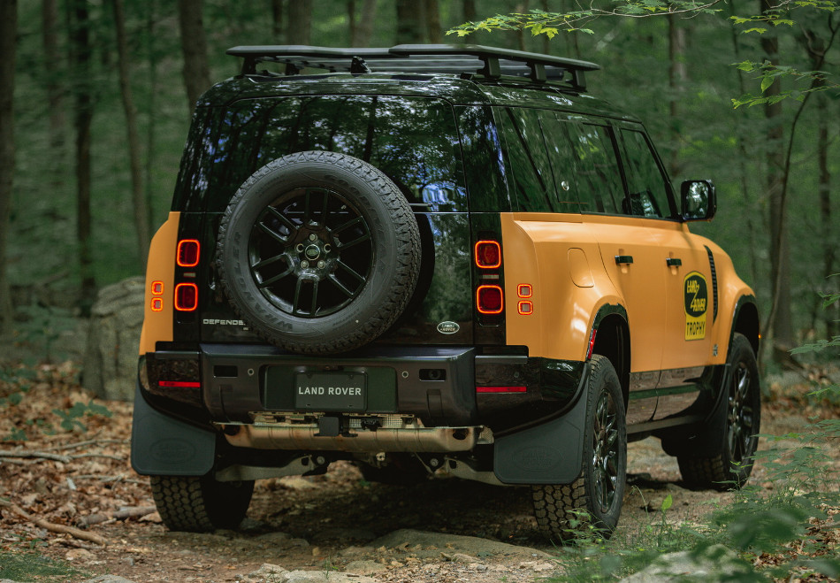 LandRover-3