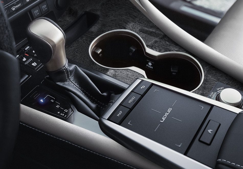 Lexus-2