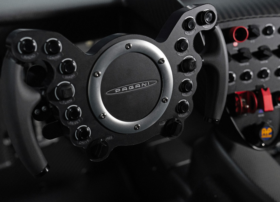 Pagani-3